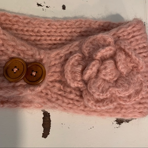 ✨$5✨ Forever 21 | Warm Winter Headband - Picture 2 of 7